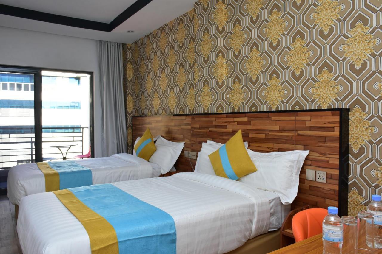 Centric Hotel Kigali Exterior foto